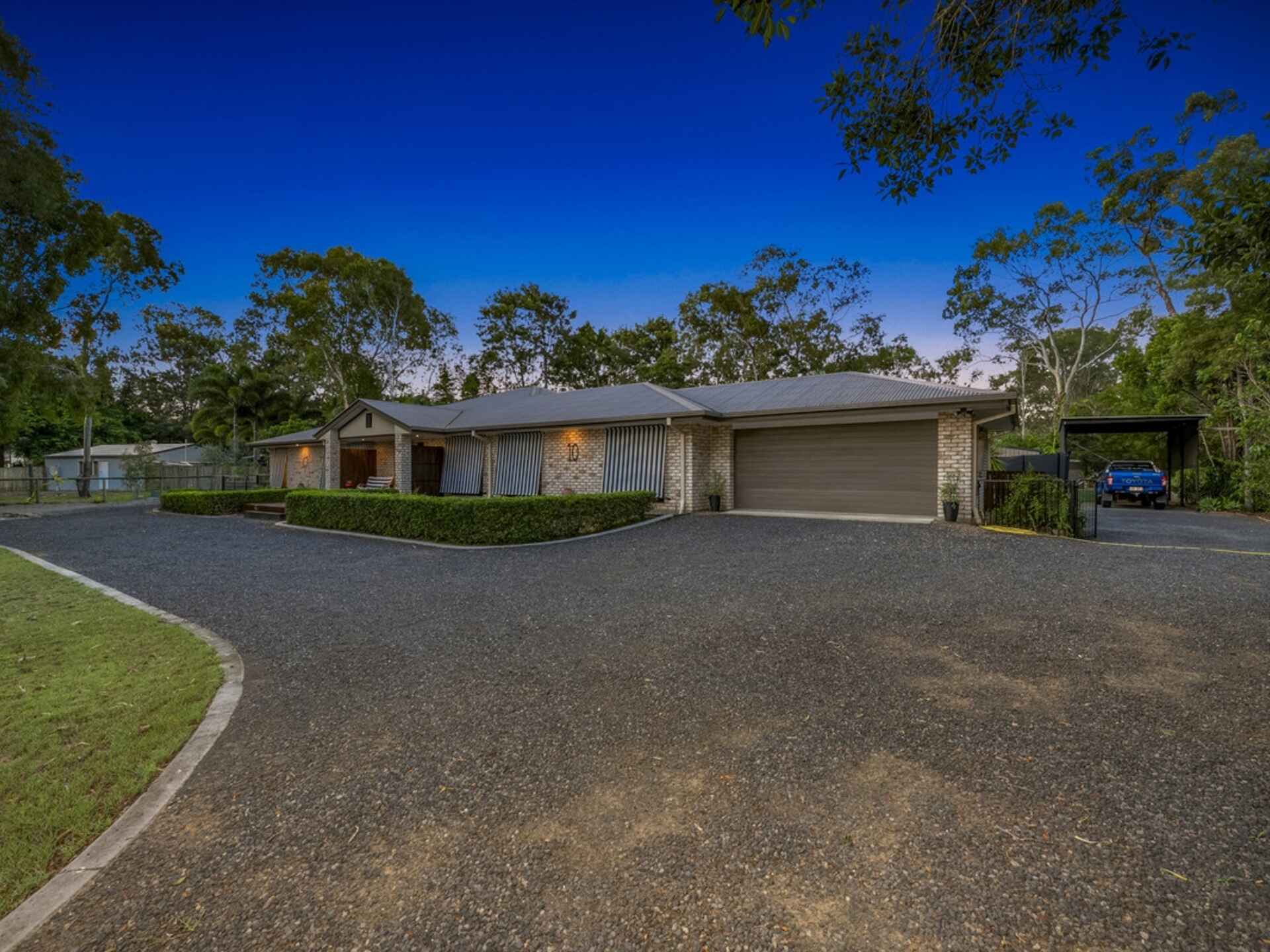 House For Sale 10 Kingfisher Crescent Moore Park Beach