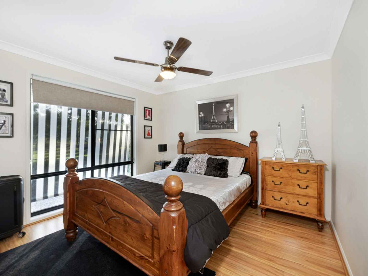 House For Sale 10 Kingfisher Crescent Moore Park Beach