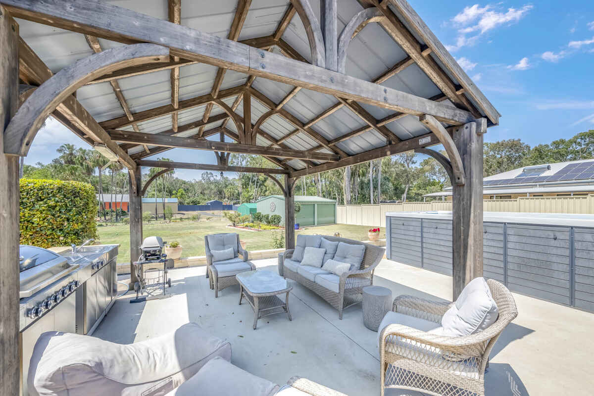 5 Woodlands Lane Moore Park Beach