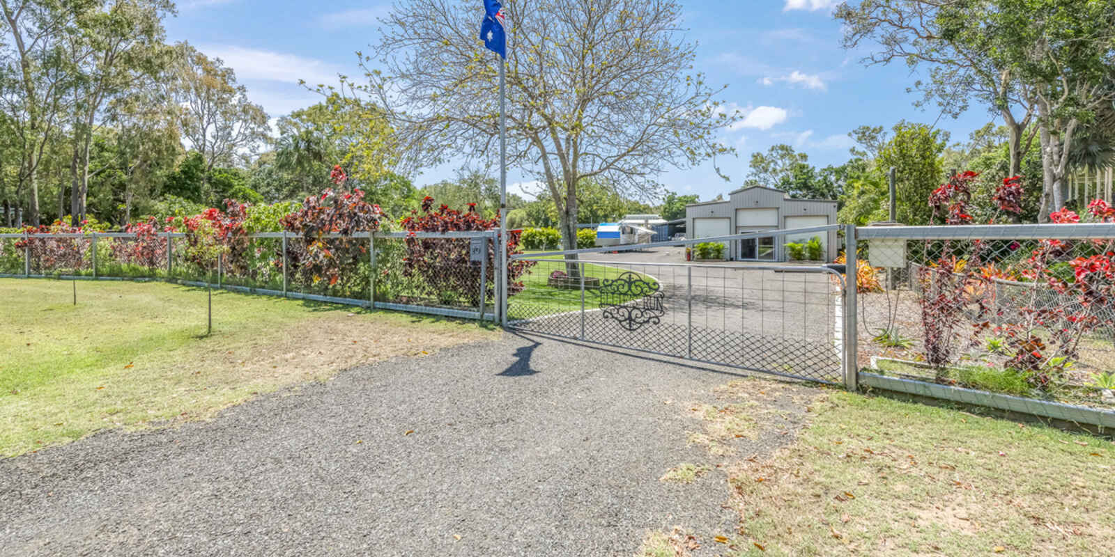 20 Kingfisher Crescent Moore Park Beach