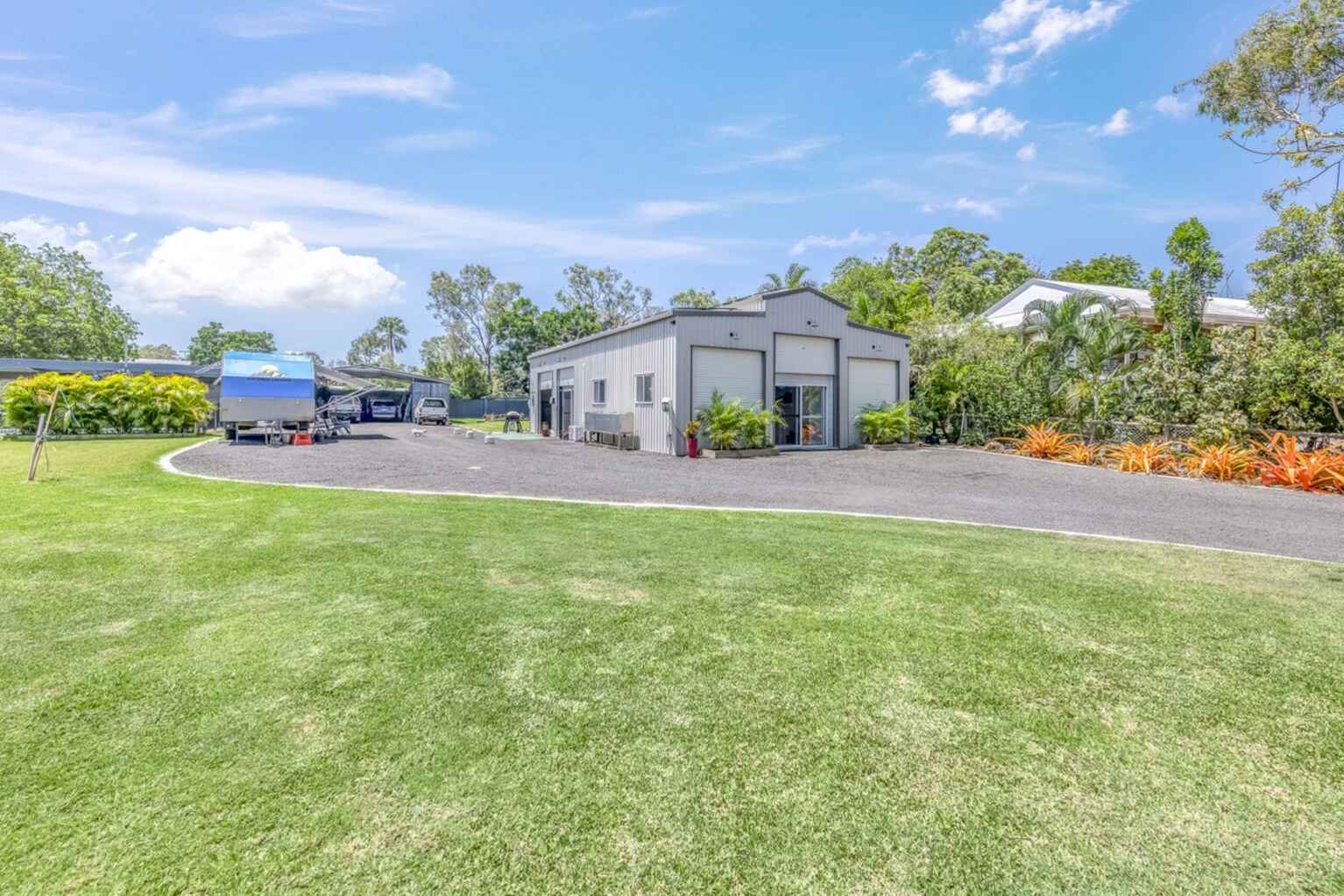 20 Kingfisher Crescent Moore Park Beach