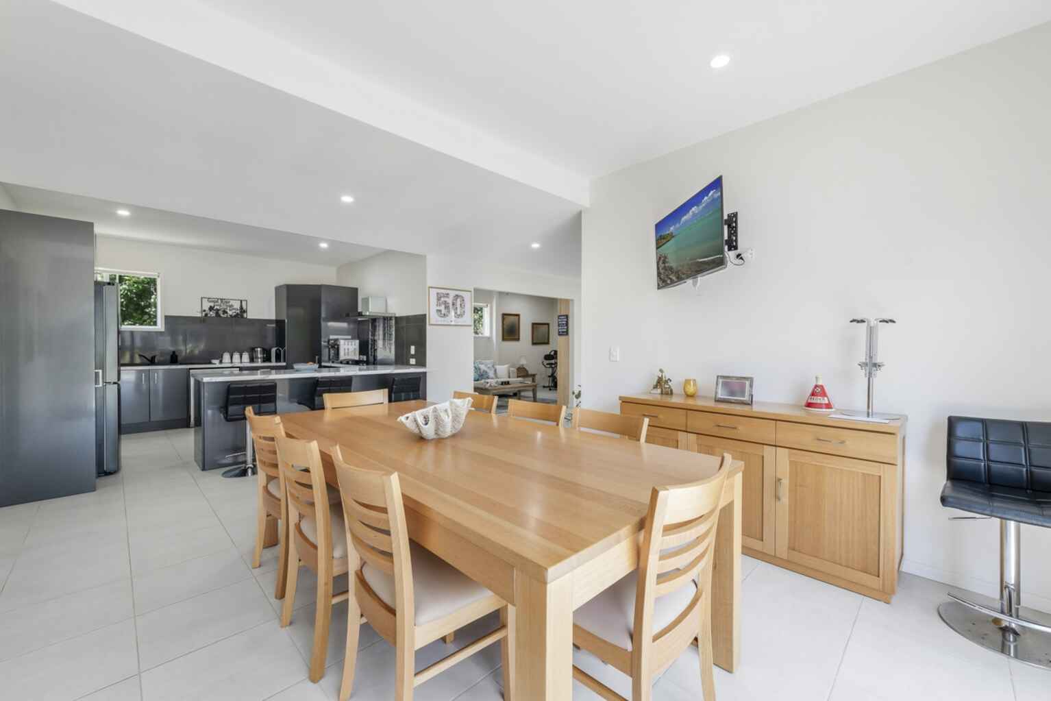 20 Kingfisher Crescent Moore Park Beach