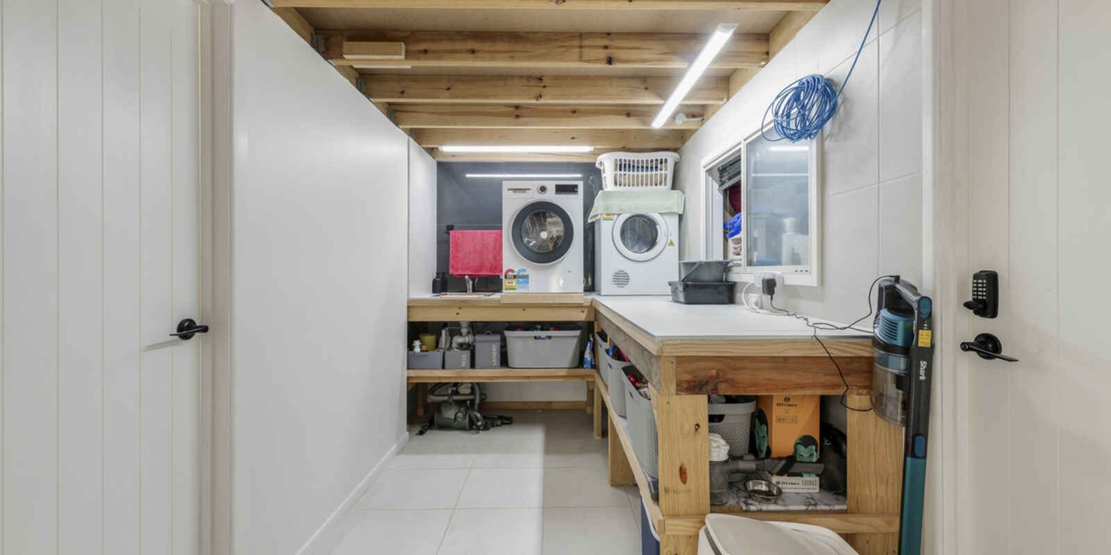 20 Kingfisher Crescent Moore Park Beach