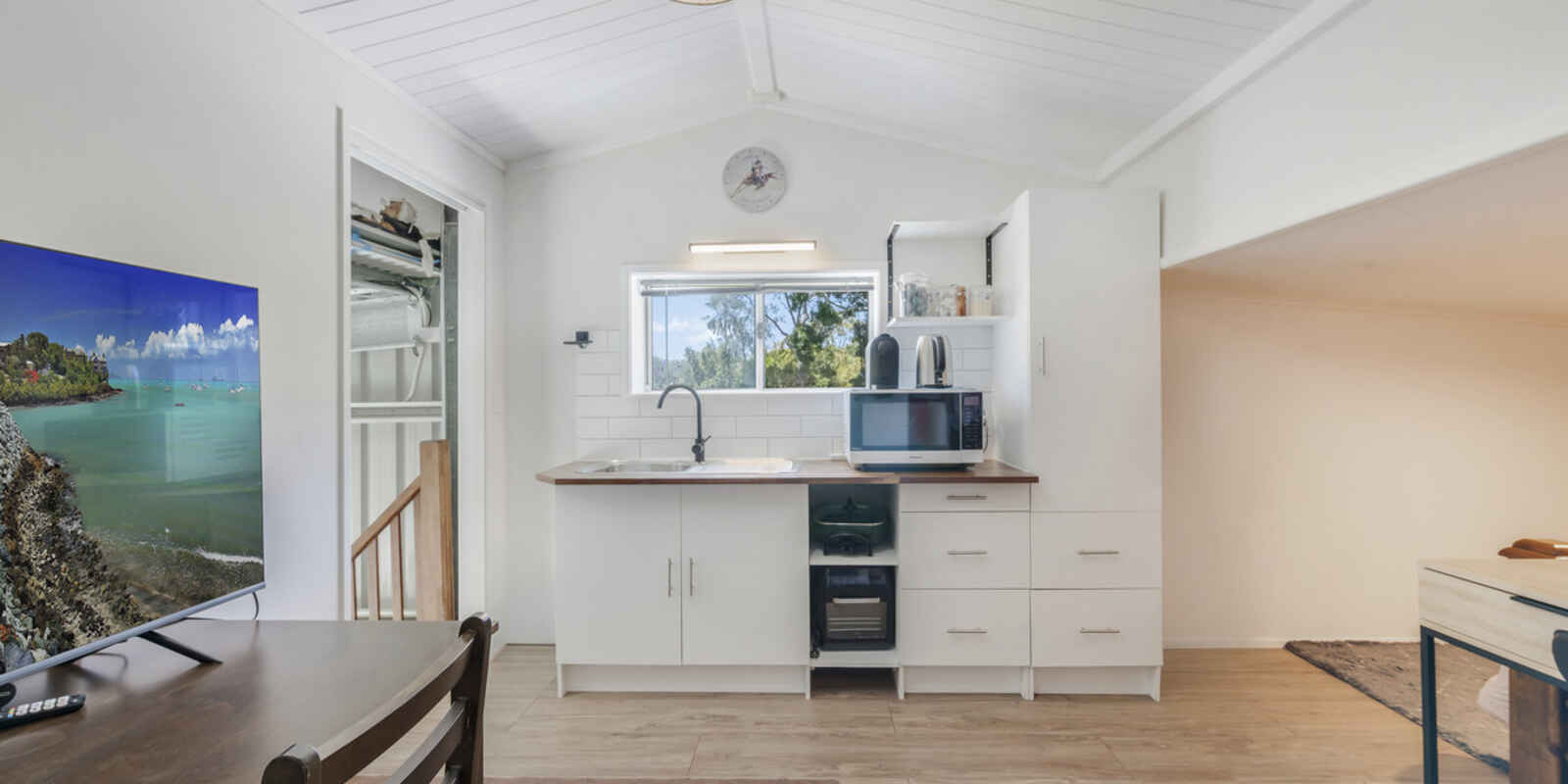 20 Kingfisher Crescent Moore Park Beach