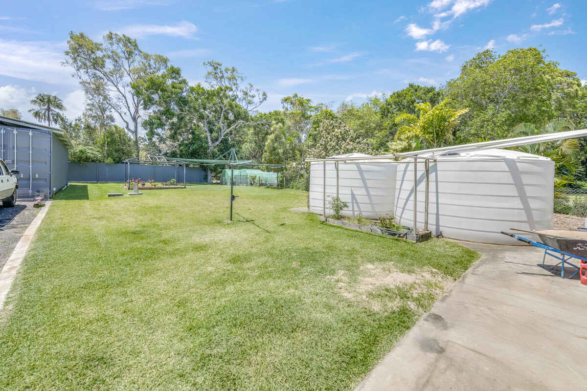 20 Kingfisher Crescent Moore Park Beach 20 Kingfisher Crescent Moore Park Beach