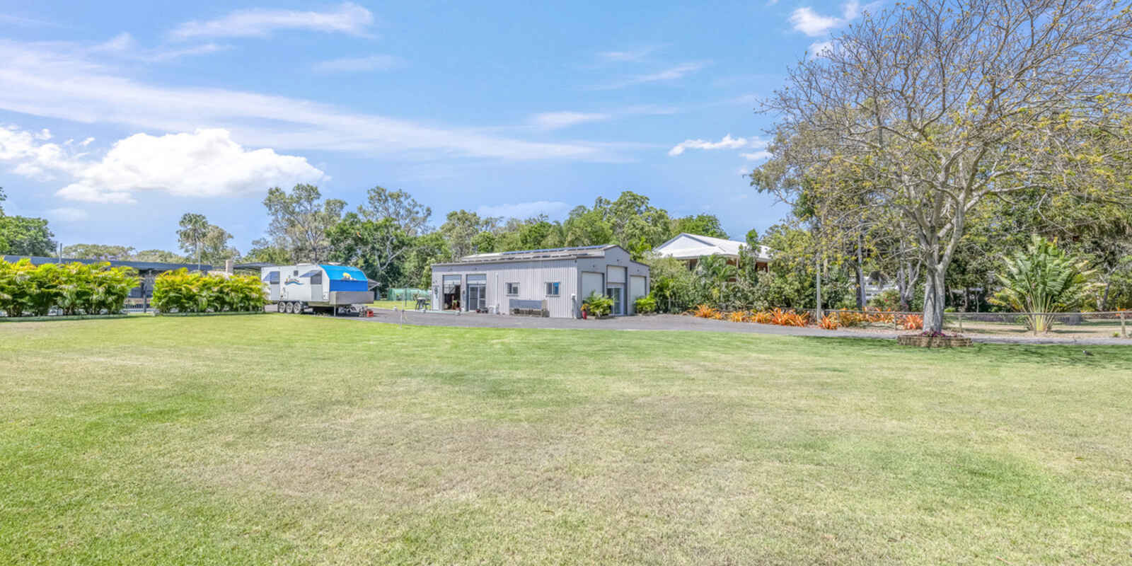 20 Kingfisher Crescent Moore Park Beach