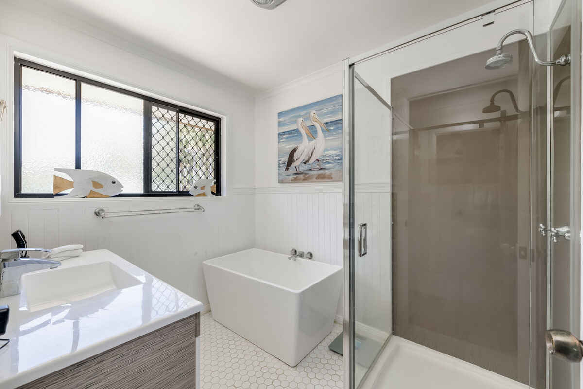 5 Woodlands Lane Moore Park Beach