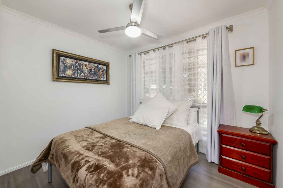 5 Woodlands Lane Moore Park Beach