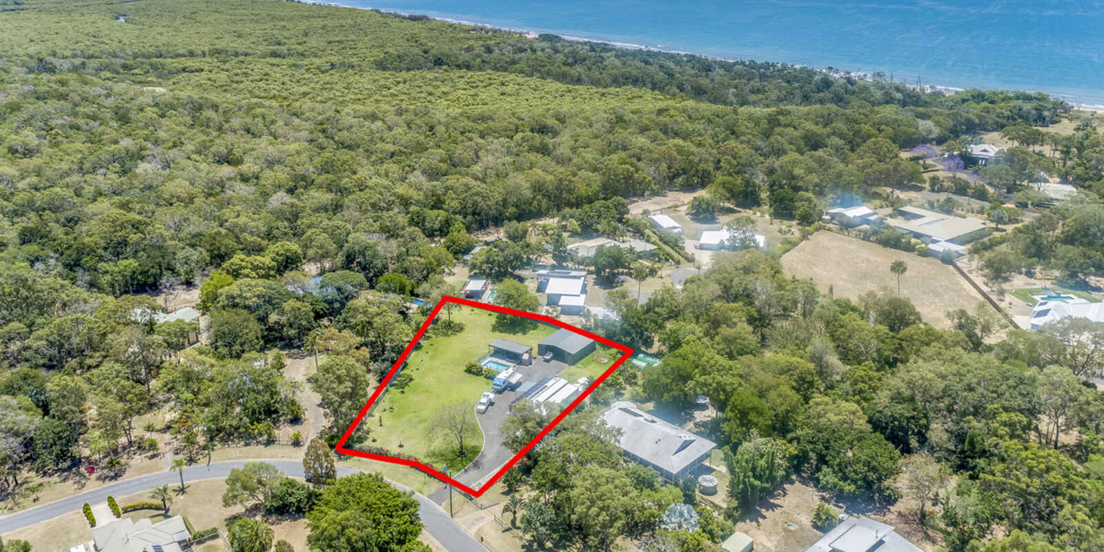 20 Kingfisher Crescent Moore Park Beach