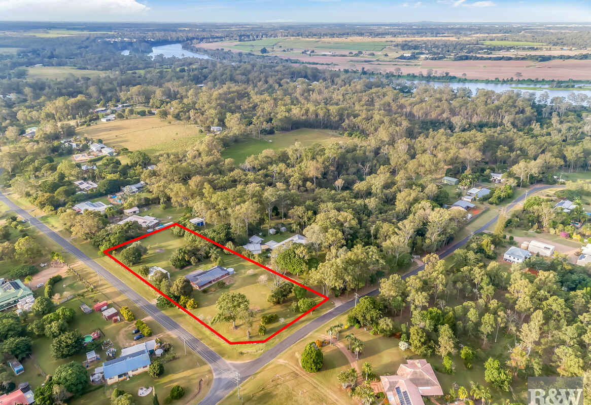 Exceptional Value Acreage in South Kolan – Generous Home, Endless Potential!