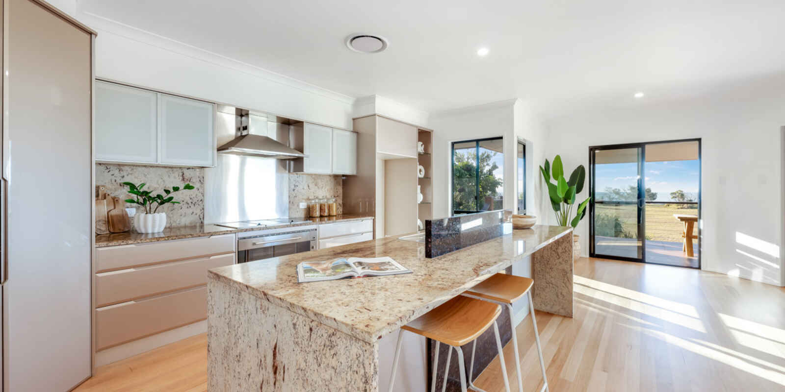 126 Sylvan Drive Moore Park Beach