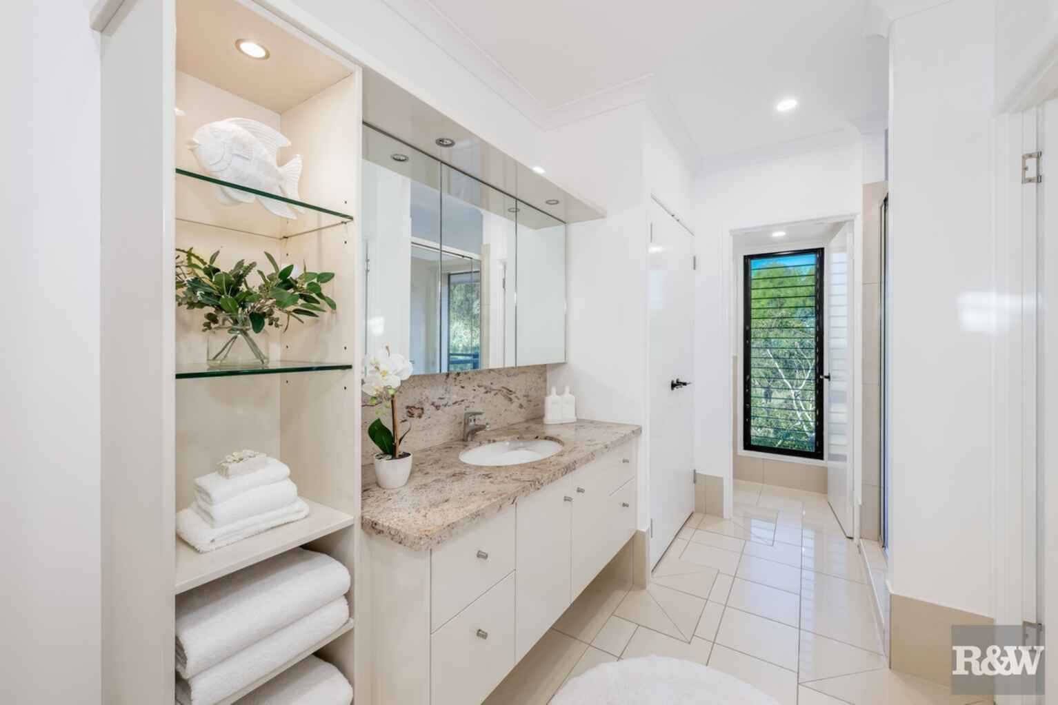 126 Sylvan Drive Moore Park Beach