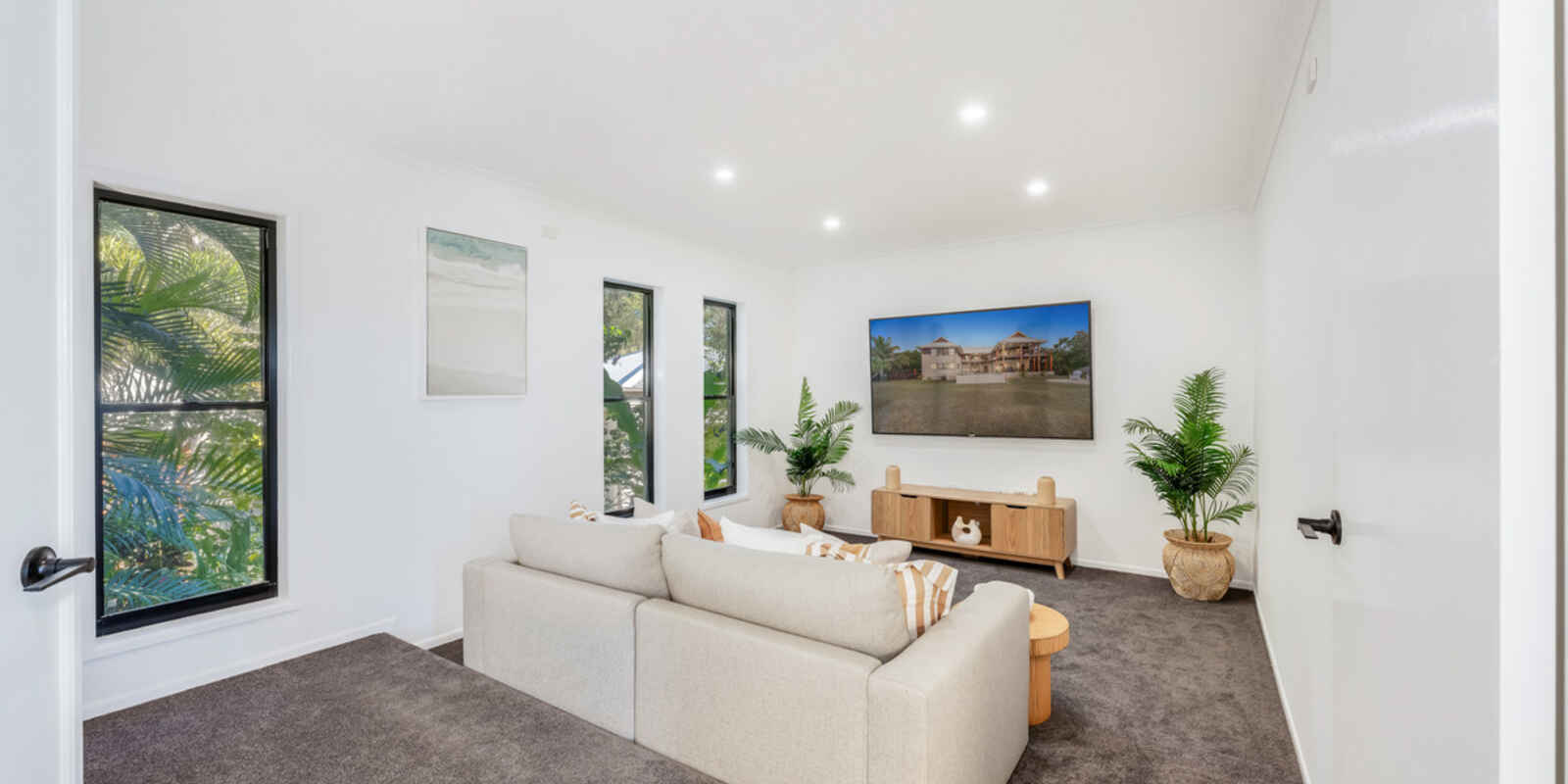 126 Sylvan Drive Moore Park Beach