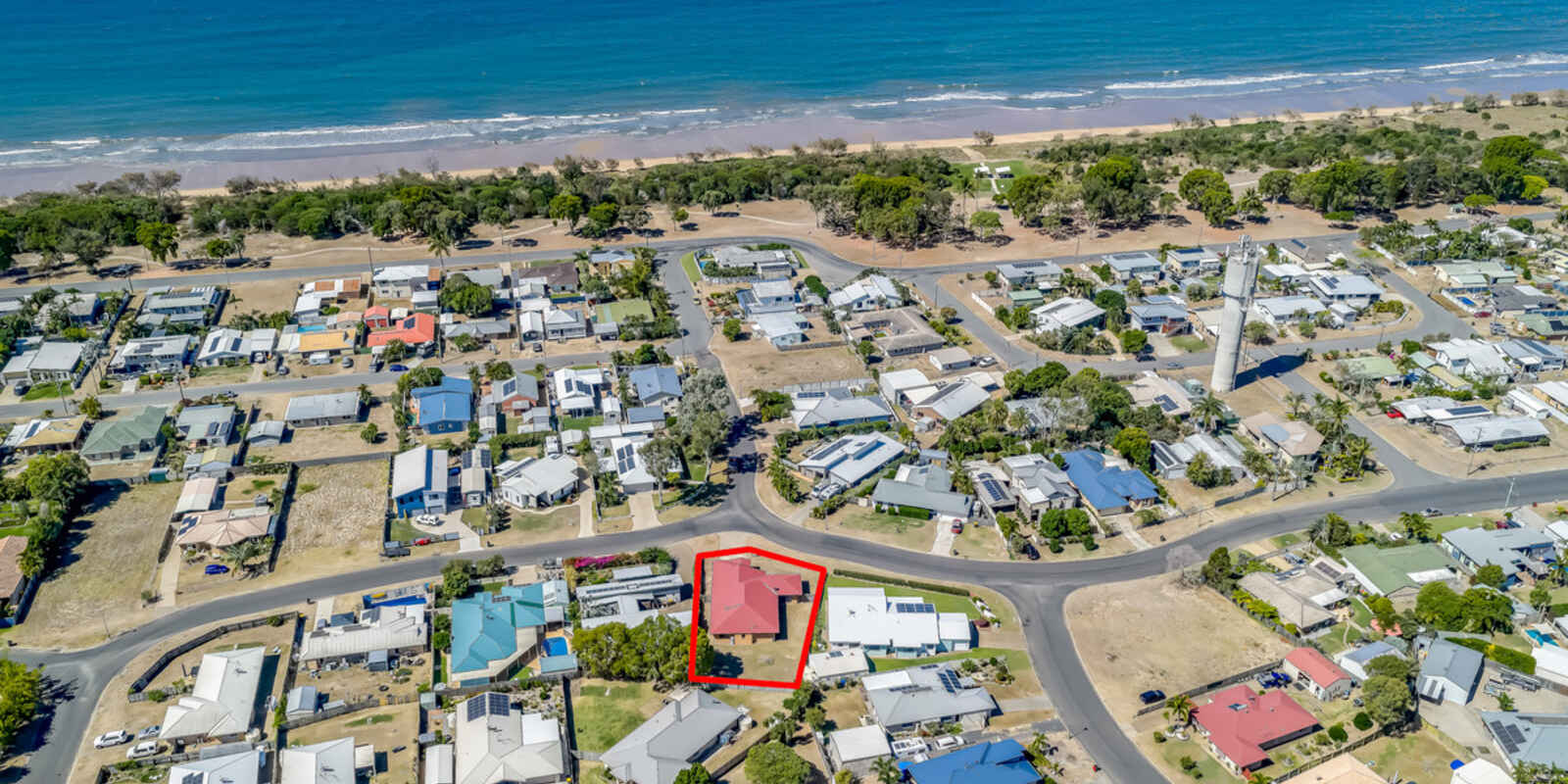 33 Acacia Street Moore Park Beach
