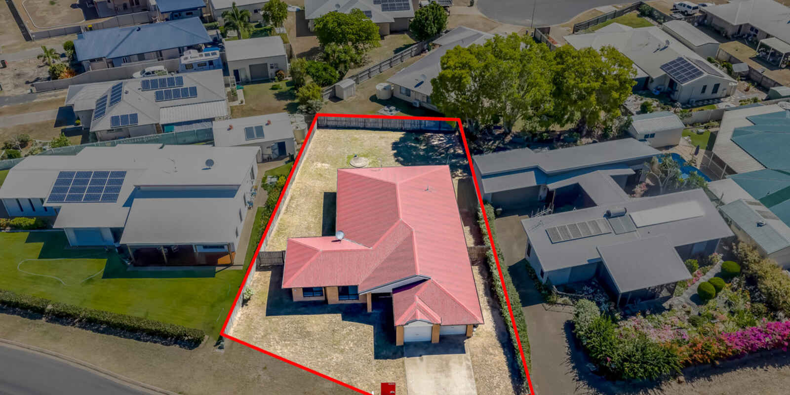 33 Acacia Street Moore Park Beach