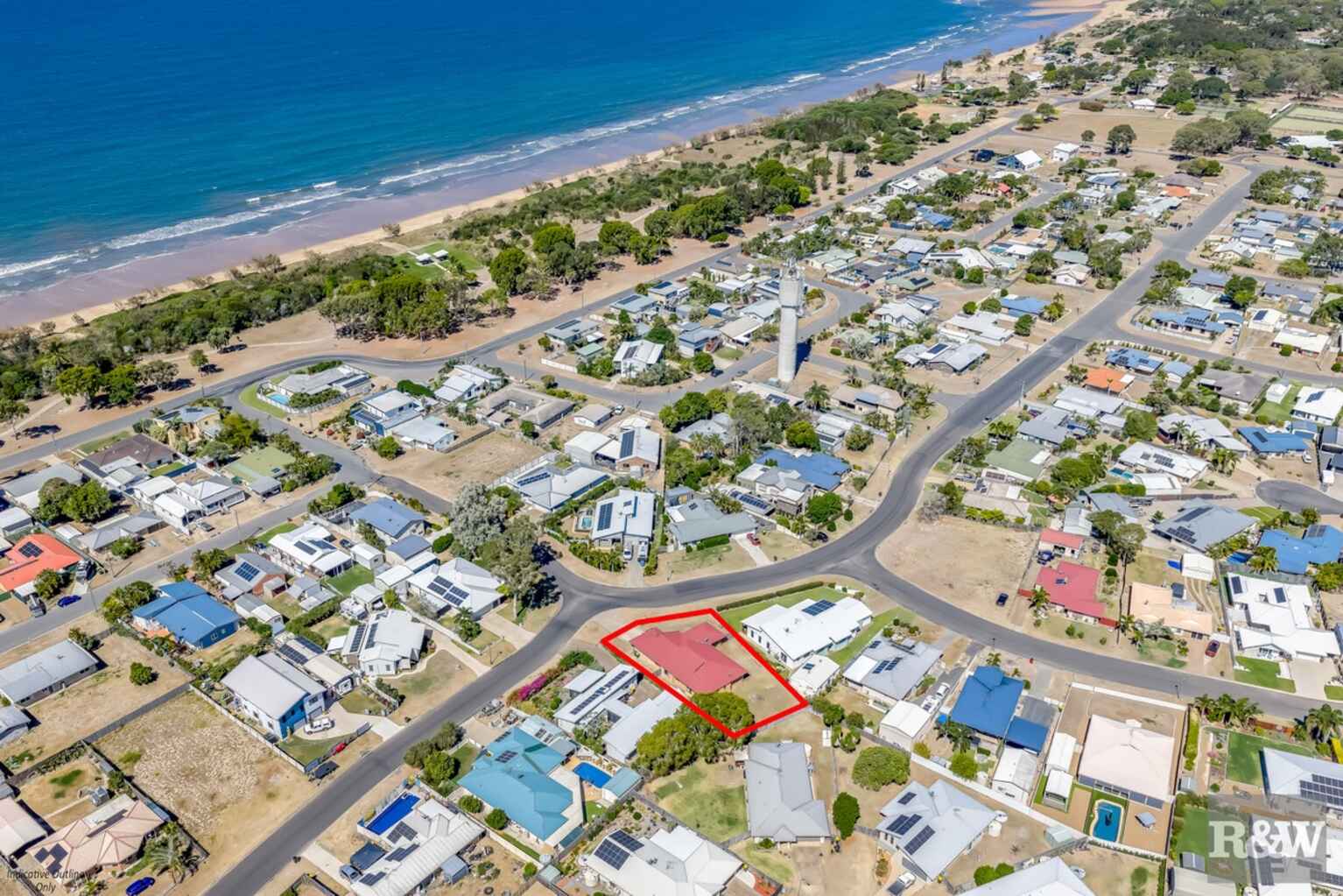 33 Acacia Street Moore Park Beach