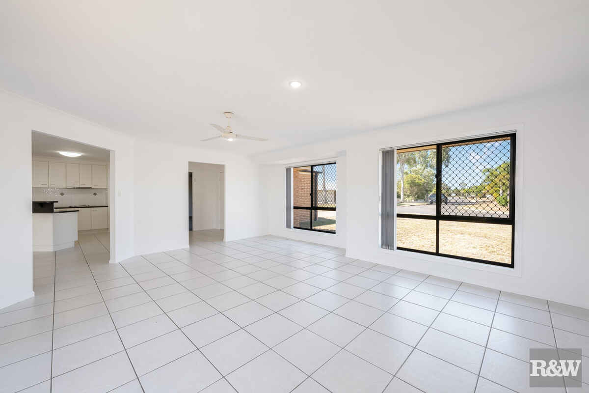 33 Acacia Street Moore Park Beach 33 Acacia Street Moore Park Beach