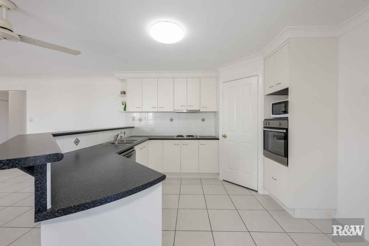 33 Acacia Street Moore Park Beach 33 Acacia Street Moore Park Beach