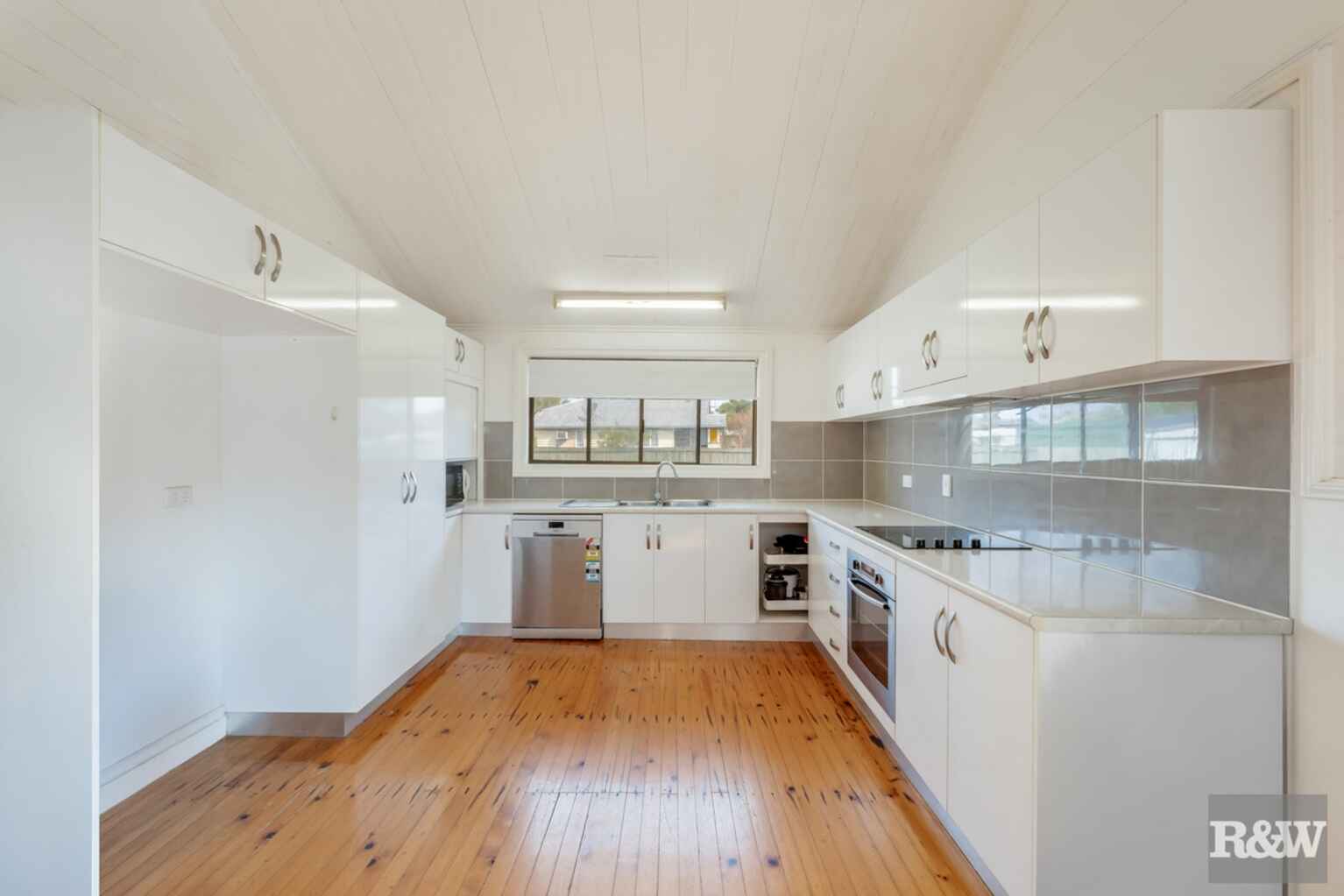 18 George Street Bundaberg South