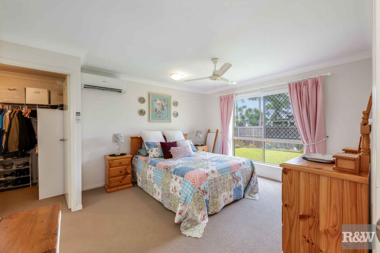 3 McCallum Close Coral Cove