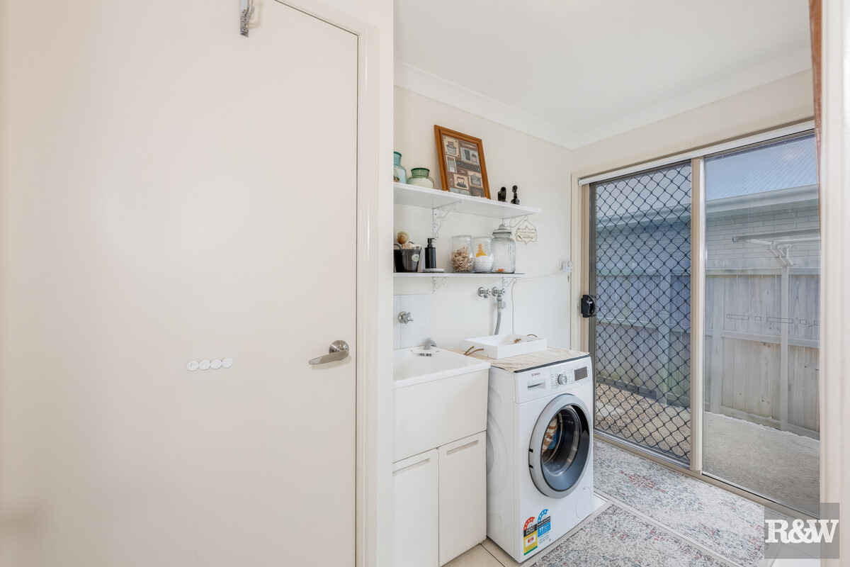 3 McCallum Close Coral Cove 3 McCallum Close Coral Cove