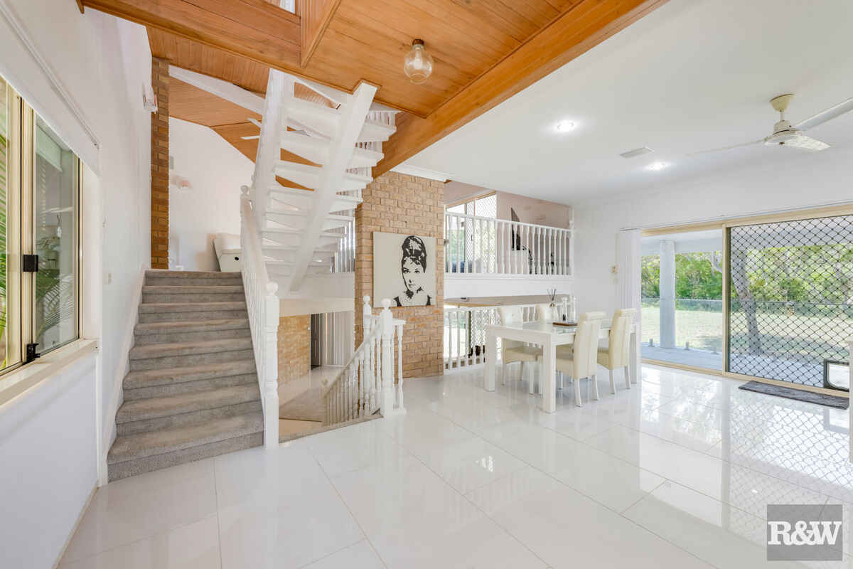 78 Sylvan Drive Moore Park Beach 78 Sylvan Drive Moore Park Beach