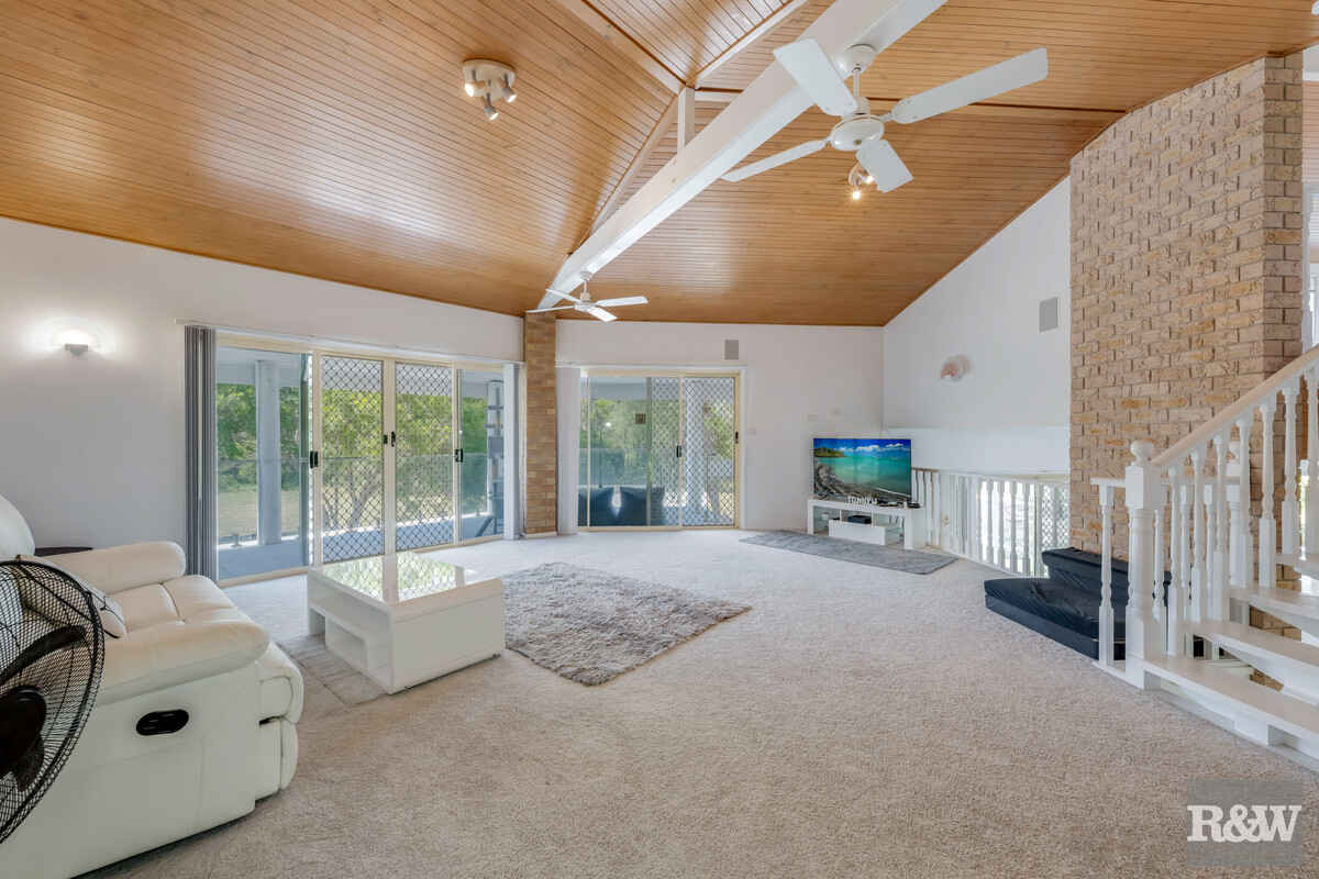 78 Sylvan Drive Moore Park Beach 78 Sylvan Drive Moore Park Beach