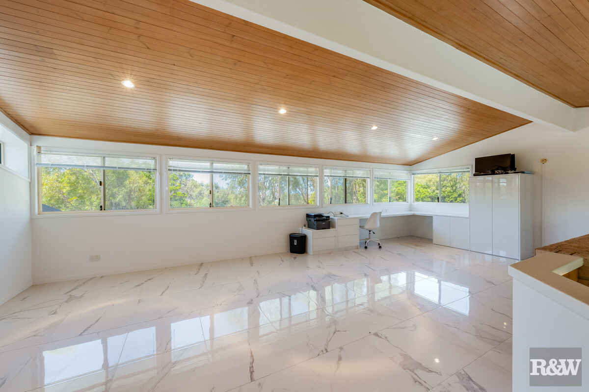 78 Sylvan Drive Moore Park Beach 78 Sylvan Drive Moore Park Beach