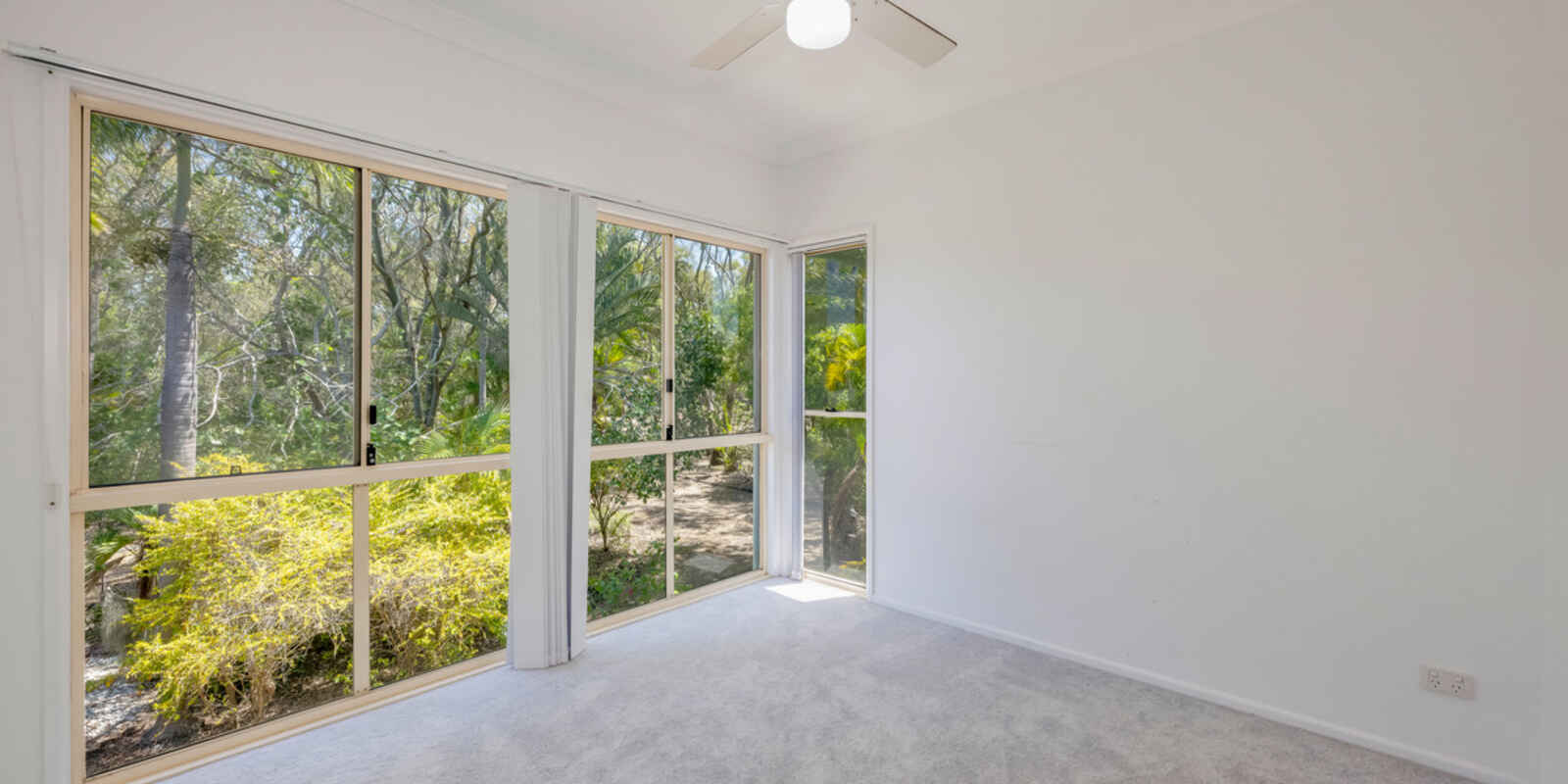 78 Sylvan Drive Moore Park Beach