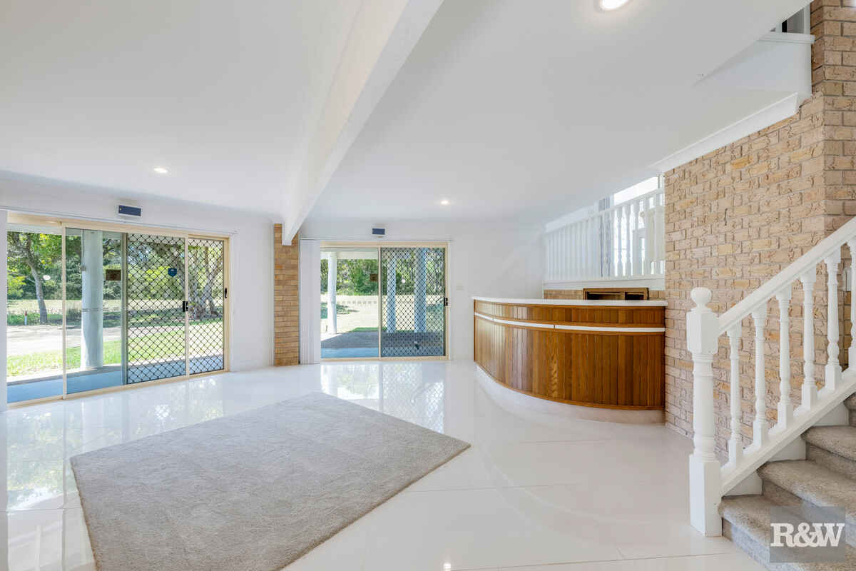 78 Sylvan Drive Moore Park Beach 78 Sylvan Drive Moore Park Beach