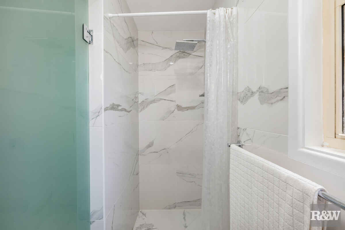 78 Sylvan Drive Moore Park Beach 78 Sylvan Drive Moore Park Beach