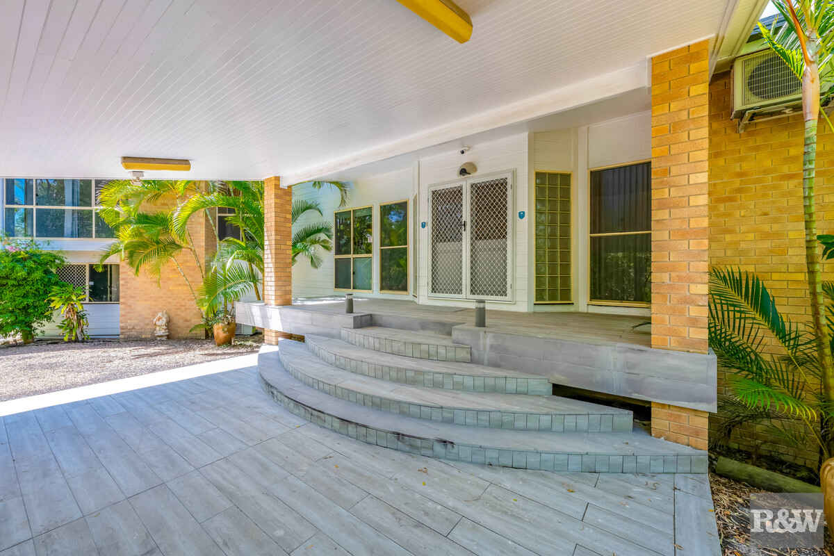 78 Sylvan Drive Moore Park Beach 78 Sylvan Drive Moore Park Beach