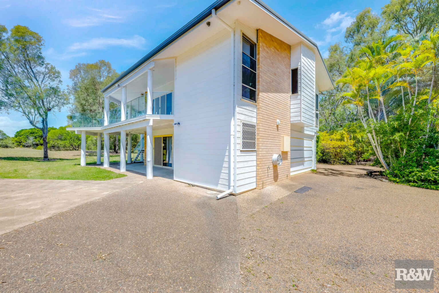 78 Sylvan Drive Moore Park Beach