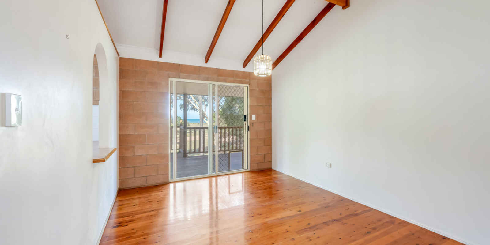 66 Sylvan Drive Moore Park Beach