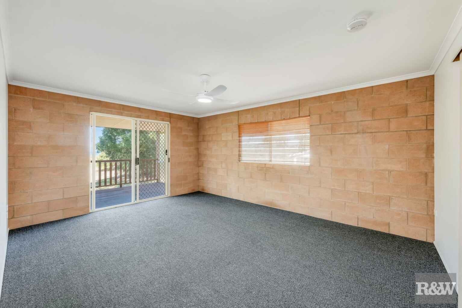 66 Sylvan Drive Moore Park Beach