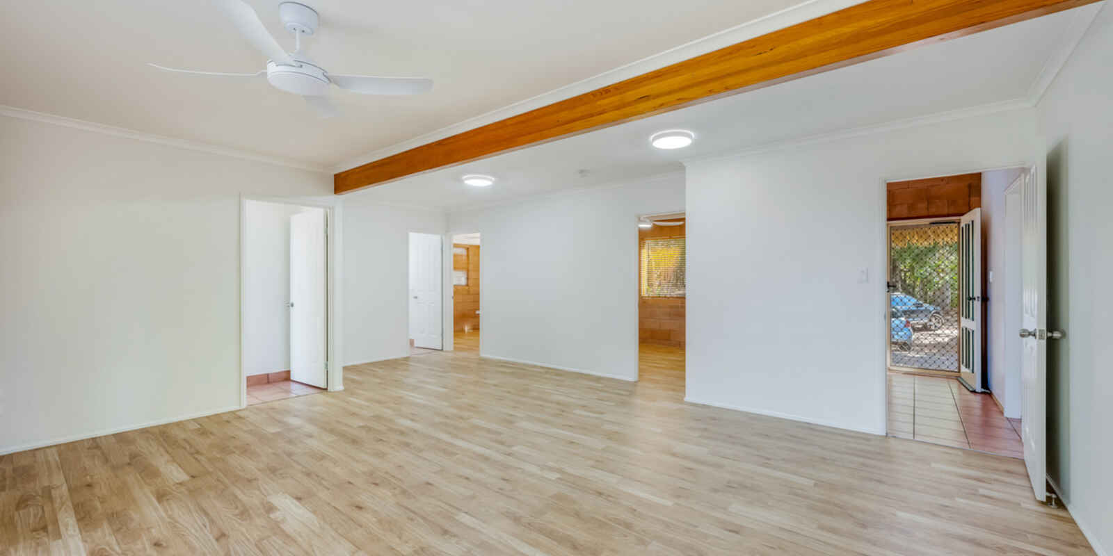 66 Sylvan Drive Moore Park Beach