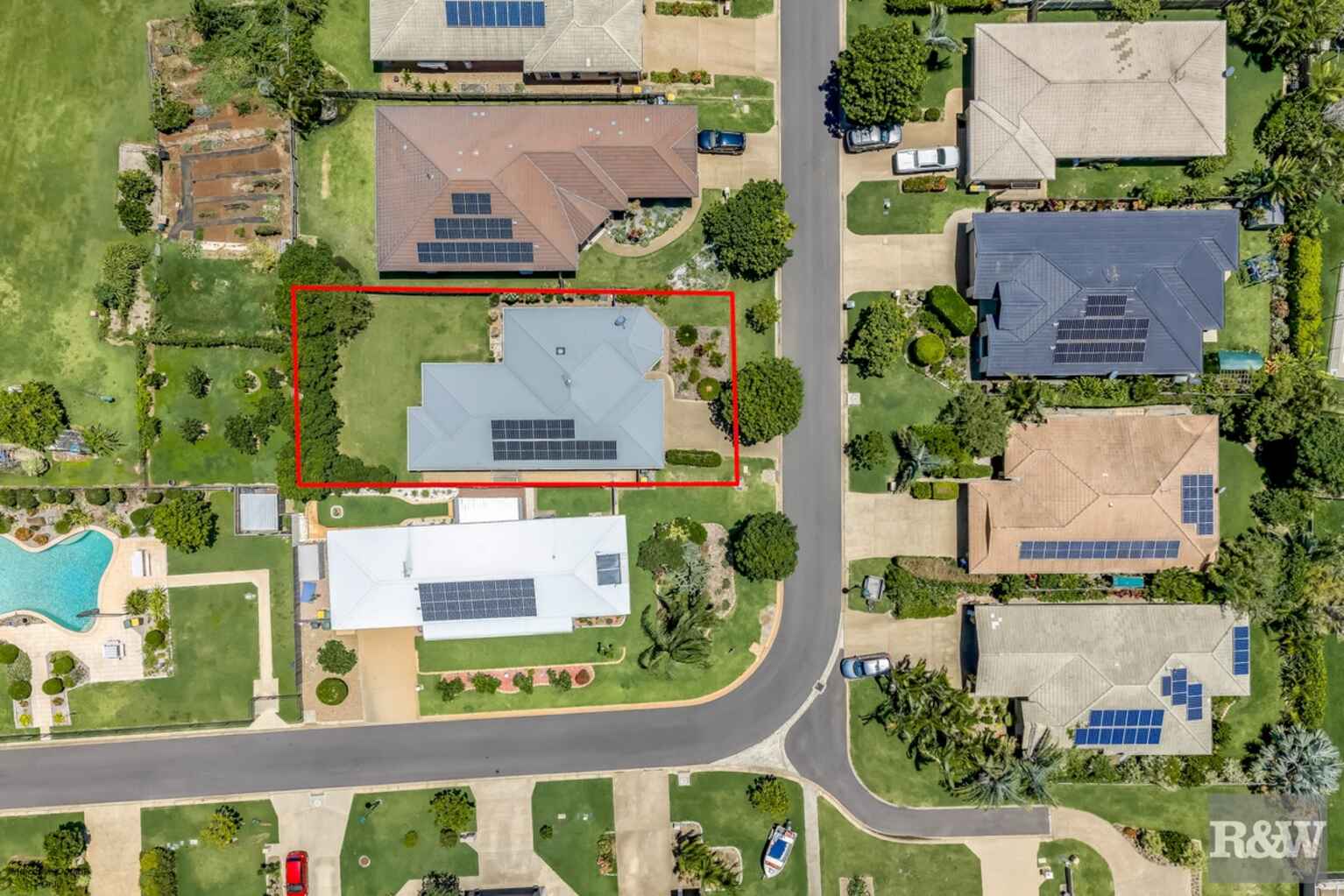 19 McCallum Close Coral Cove