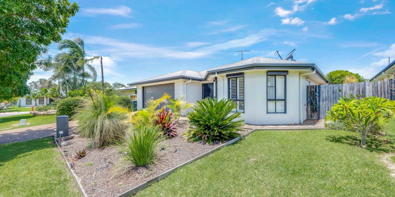 19 McCallum Close Coral Cove