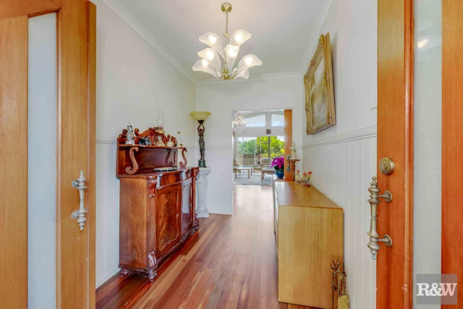 86 Sylvan Drive Moore Park Beach