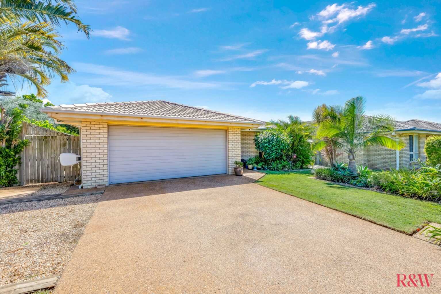 15 McCallum Close Coral Cove 15 McCallum Close Coral Cove