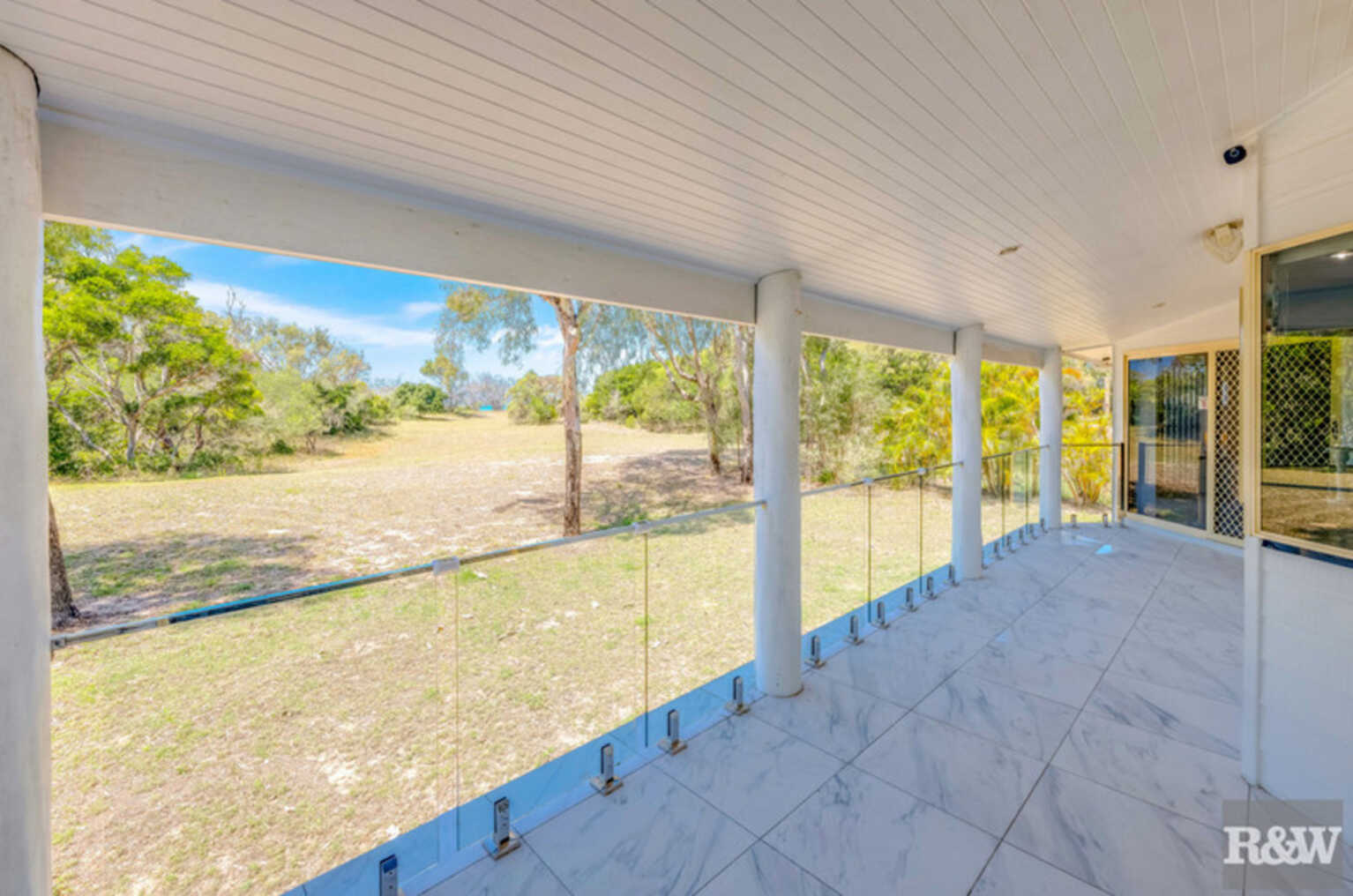 78 Sylvan Drive Moore Park Beach