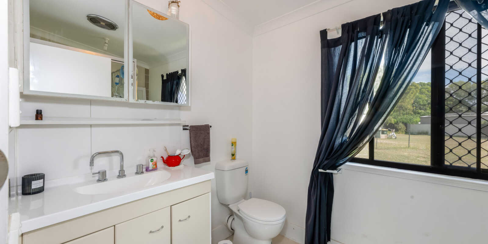 14 Sylvan Drive Moore Park Beach
