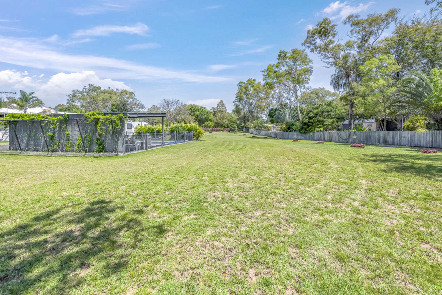 20 Kingfisher Crescent Moore Park Beach 20 Kingfisher Crescent Moore Park Beach