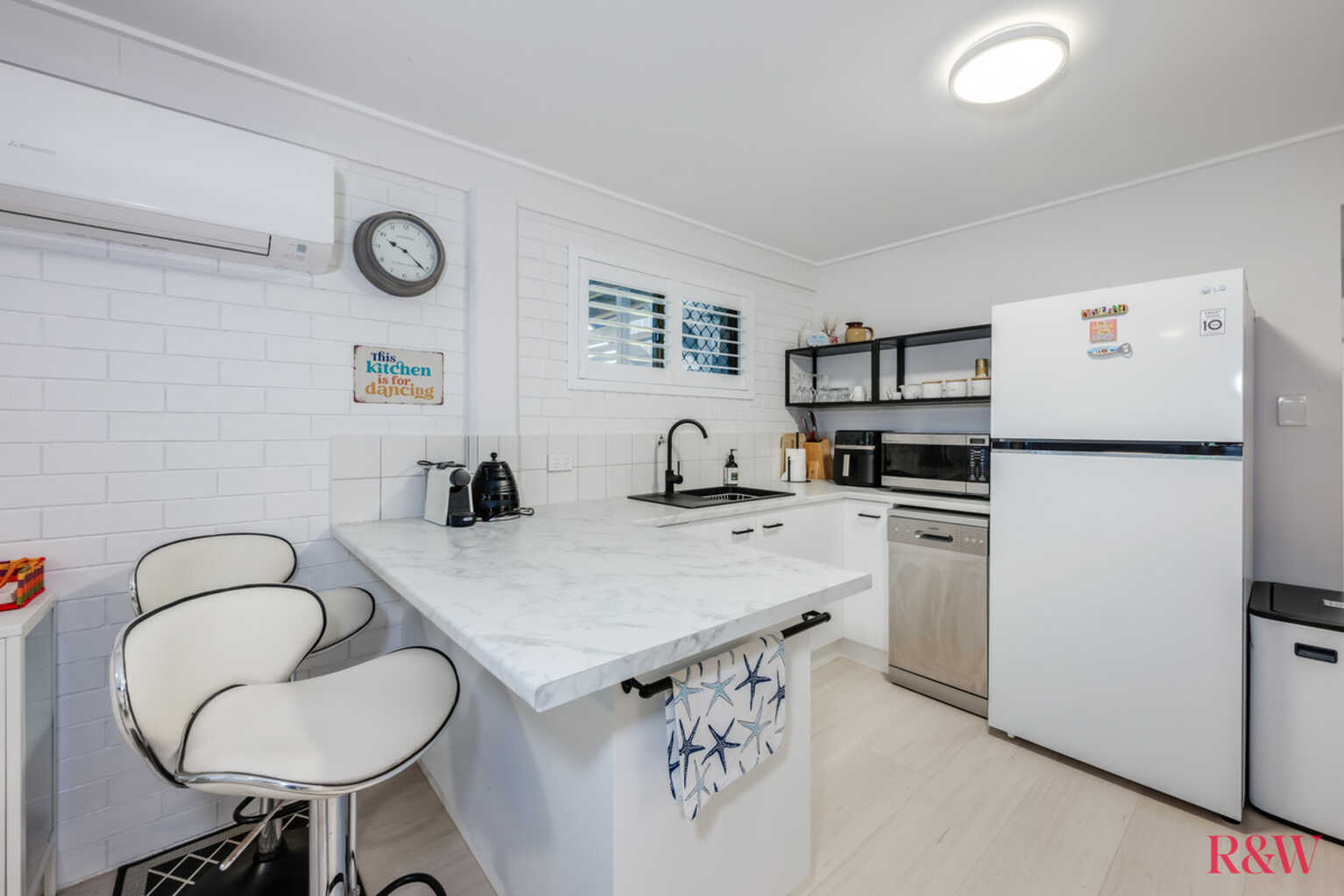 55 Pacific Boulevard Moore Park Beach