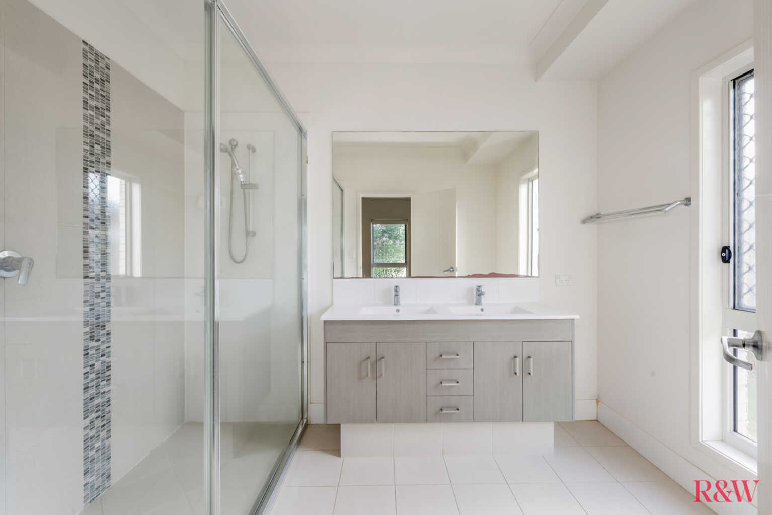 18 Banner Court Branyan