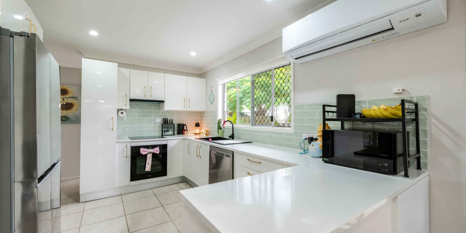 30 SUNSET Drive Thabeban 30 SUNSET Drive Thabeban