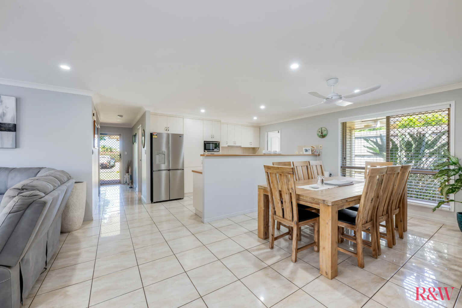 15 McCallum Close Coral Cove