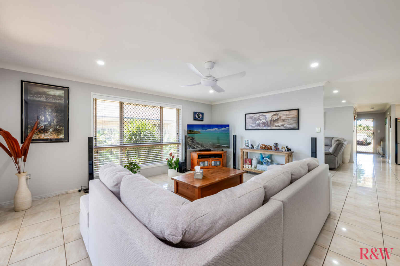 15 McCallum Close Coral Cove