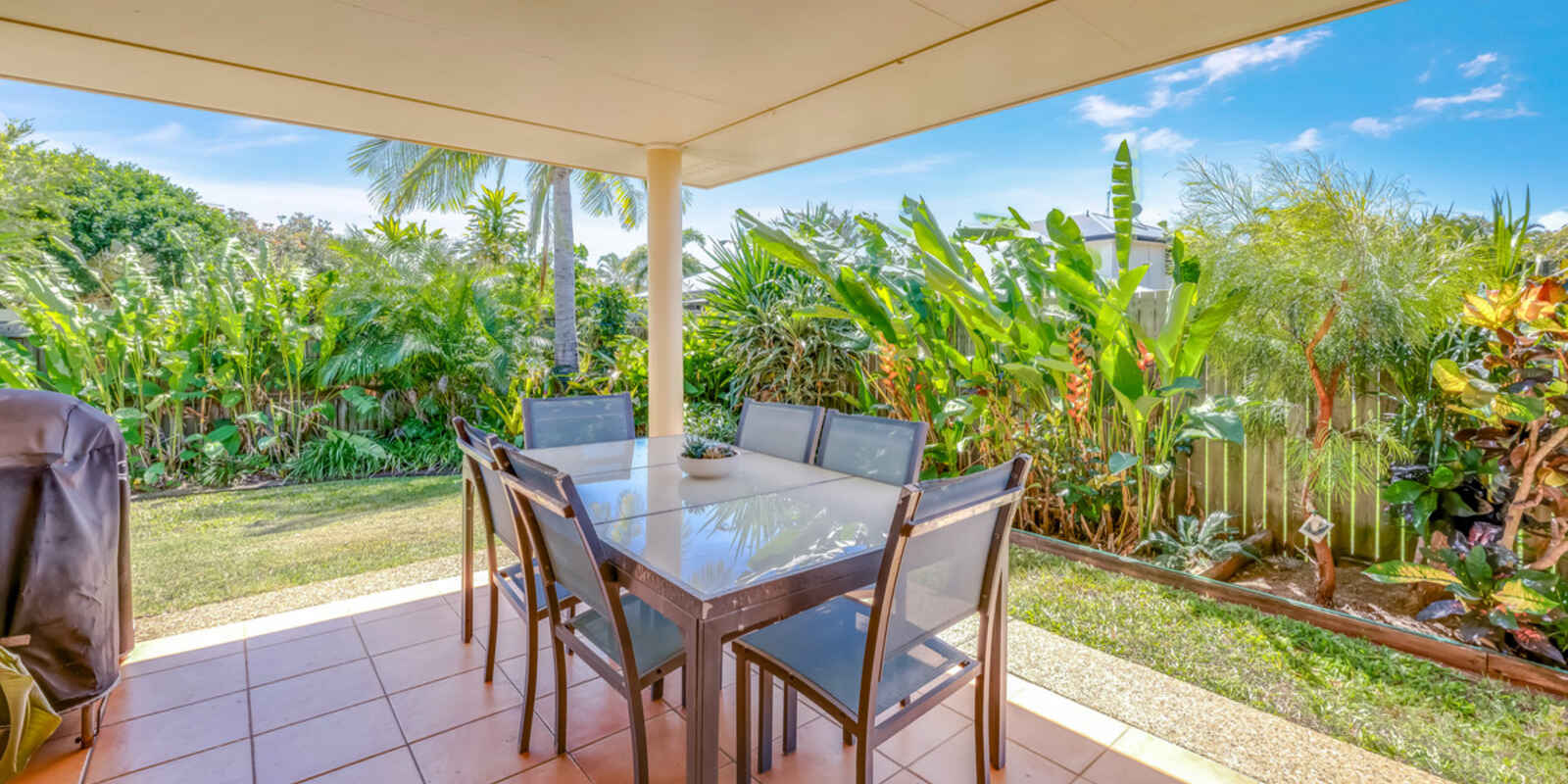 15 McCallum Close Coral Cove