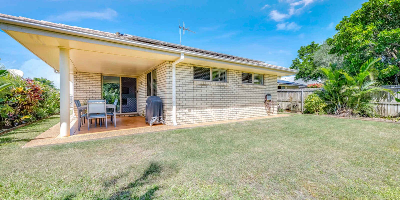 15 McCallum Close Coral Cove